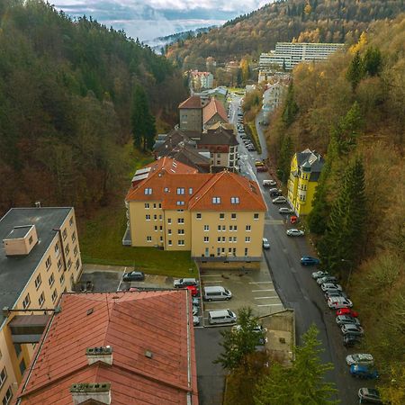 Apartman Claudia - Rezidence K Lanovce 亚希莫夫 外观 照片