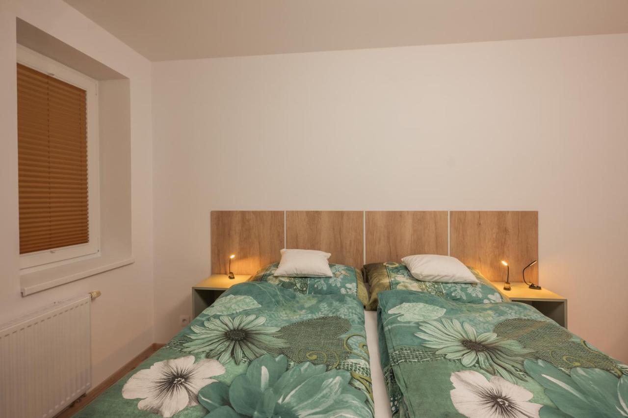 Apartman Claudia - Rezidence K Lanovce 亚希莫夫 外观 照片